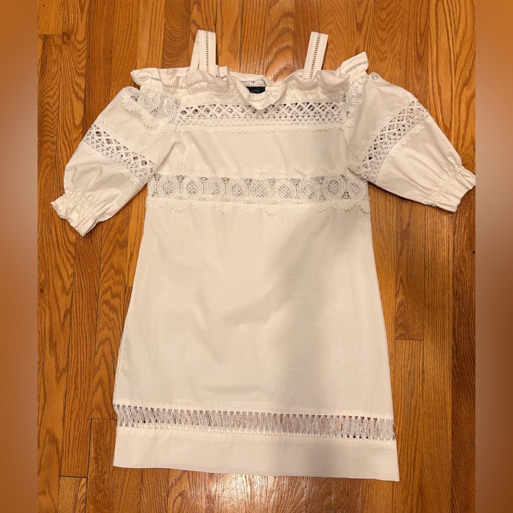 Gracia White Lace off the shoulder strap shift dress, above the knee